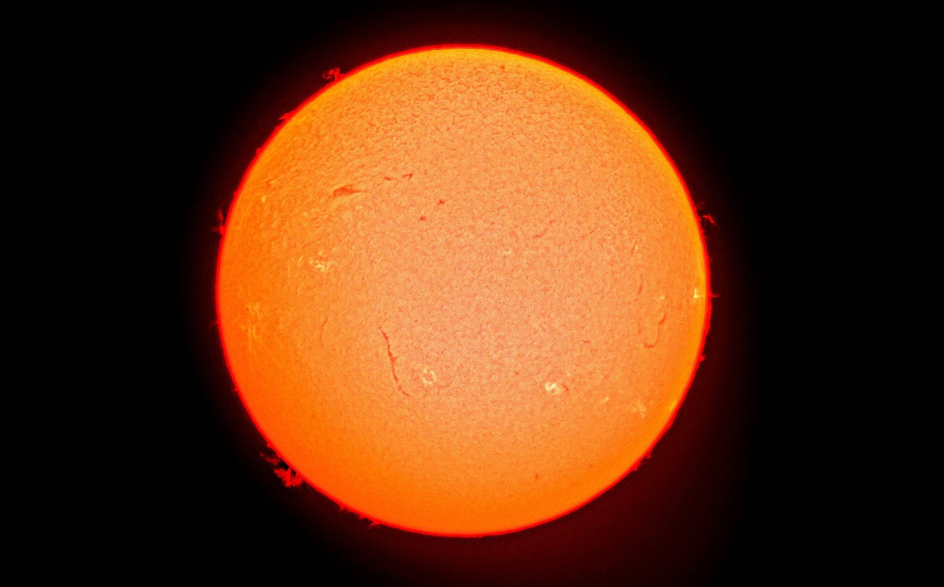 Как наблюдать Солнце в телескоп?