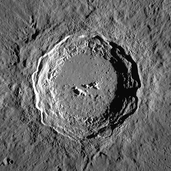 Кратер Коперник на Луне