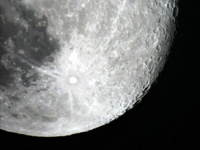 Луна в телескоп Sky-Watcher Dob 130/650
