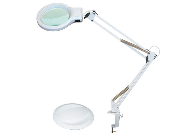 Лупа-лампа настольная «Леда С20 Про» 4,5/9x, 127 мм, на струбцине, с подсветкой (20 LED)