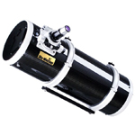 <p>Sky-Watcher BK P2008 OTA – это качественный зеркальный телескоп, ориентированный на опытных пользователей. Параболическое главное зеркало диаметром 200 мм позволяет получить яркое и чистое изображение. Данная модель представляет собой рефлектор Ньютона, поэтому картина получается четкой и полностью свободной от хроматических аберраций. Вторичное зеркало закреплено на тонких растяжках.</p><p>Телескоп комплектуется двухскоростным фокусером Крейфорда, обеспечивающим плавную и точную фокусировку.</p><p>Данную модель можно использовать и для визуальных наблюдений, и для астрофотографии.</p>